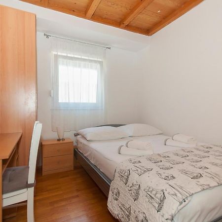 Apartment Luna Omis Exterior photo