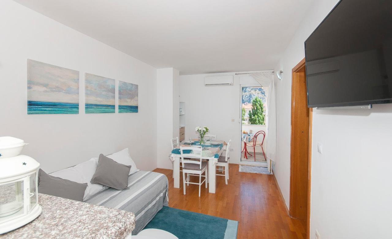 Apartment Luna Omis Exterior photo